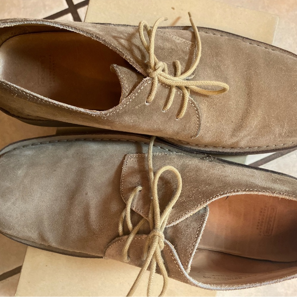 COACH Men’s Tan Suede oxfords 9.5